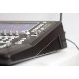 AD LIVE 2.0 PRO DIGITAL MIXER with Case