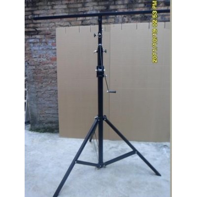 FOCUS LIGHT STAND WINCH