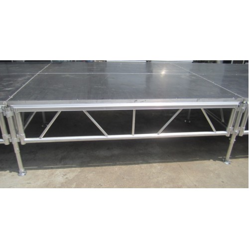 WOOD STAGE TRUSS